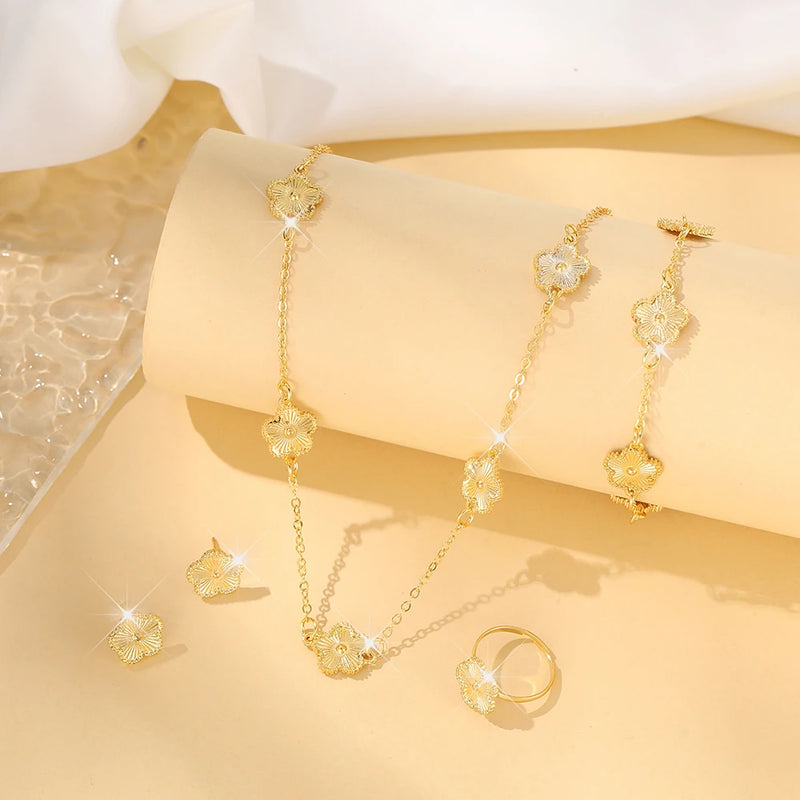 Trio da Sorte Conjunto de Joias com Colar, Brinco e Pulseira