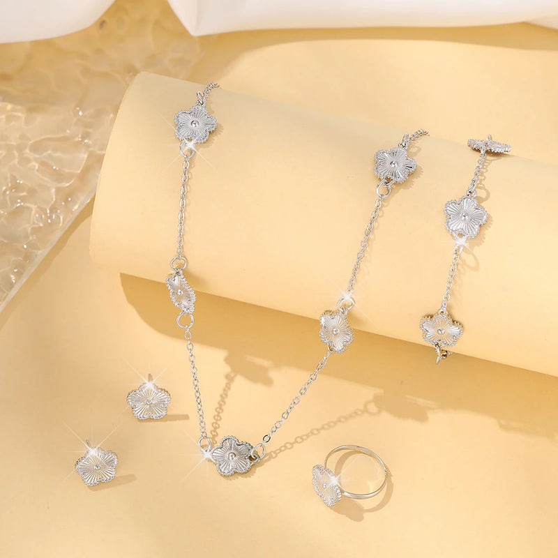 Trio da Sorte Conjunto de Joias com Colar, Brinco e Pulseira